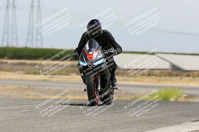 media/May-26-2025-Lets Ride (Mon) [[3bf1de1d65]]/C Group/1240pm (Wheelie Bump)/